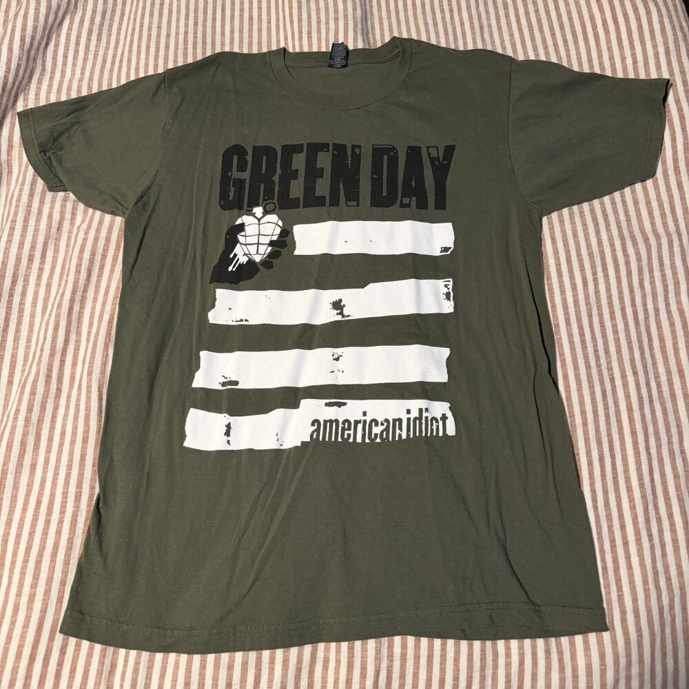 Green Day American idiot T-shirt green size large